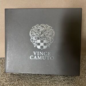 Vince Camuto Charcoal Gift Box